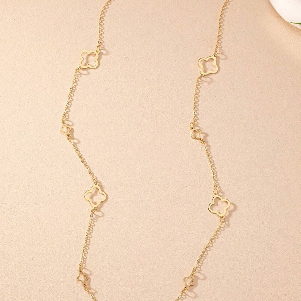 Four Leaf Clover Gold Long Necklace - Picture 6 of 6